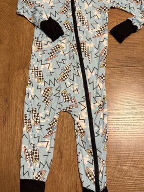 Lucky Elk Lighting Checks Bamboo Footie